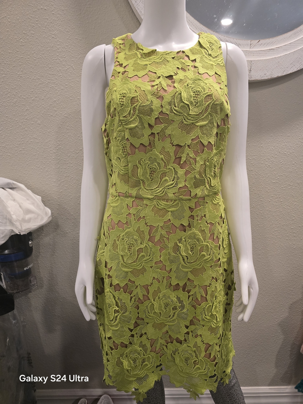 Adelyn Rae Lime Green Floral Lace Mini Dress